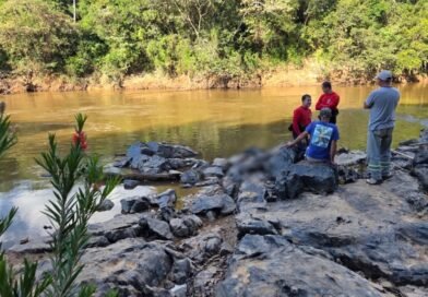 Bombeiros resgatam corpo de idoso que se afogou no Rio das Mortes
