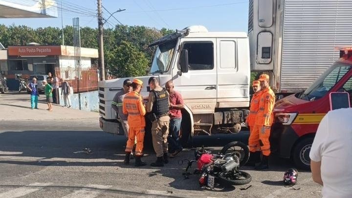 Acidente gravíssimo deixou uma vítima fatal na manhã de hoje em Divinópolis