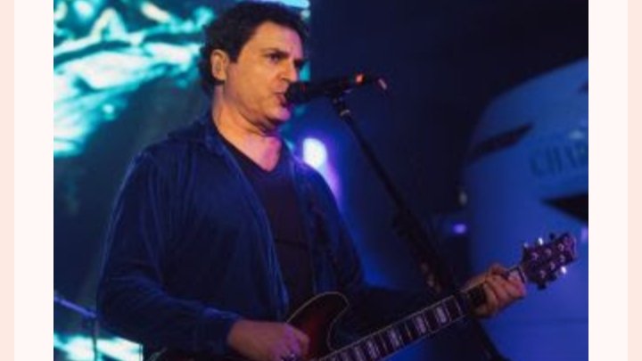 Com show de Frejat e chão de fábrica transformado em festa de gala, primeiro branded residence náutico é lançado no Brasil