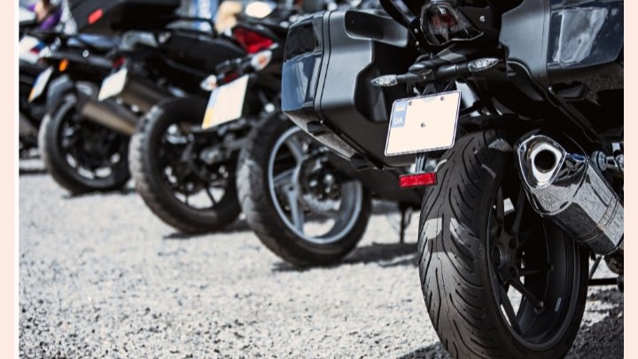 Atraso na entrega de moto gera indenização