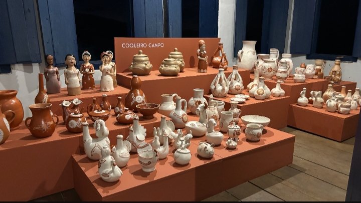 Vale do Jequitinhonha em São Paulo: lançamento de catálogo celebra artesanato mineiro como expressão de arte e design